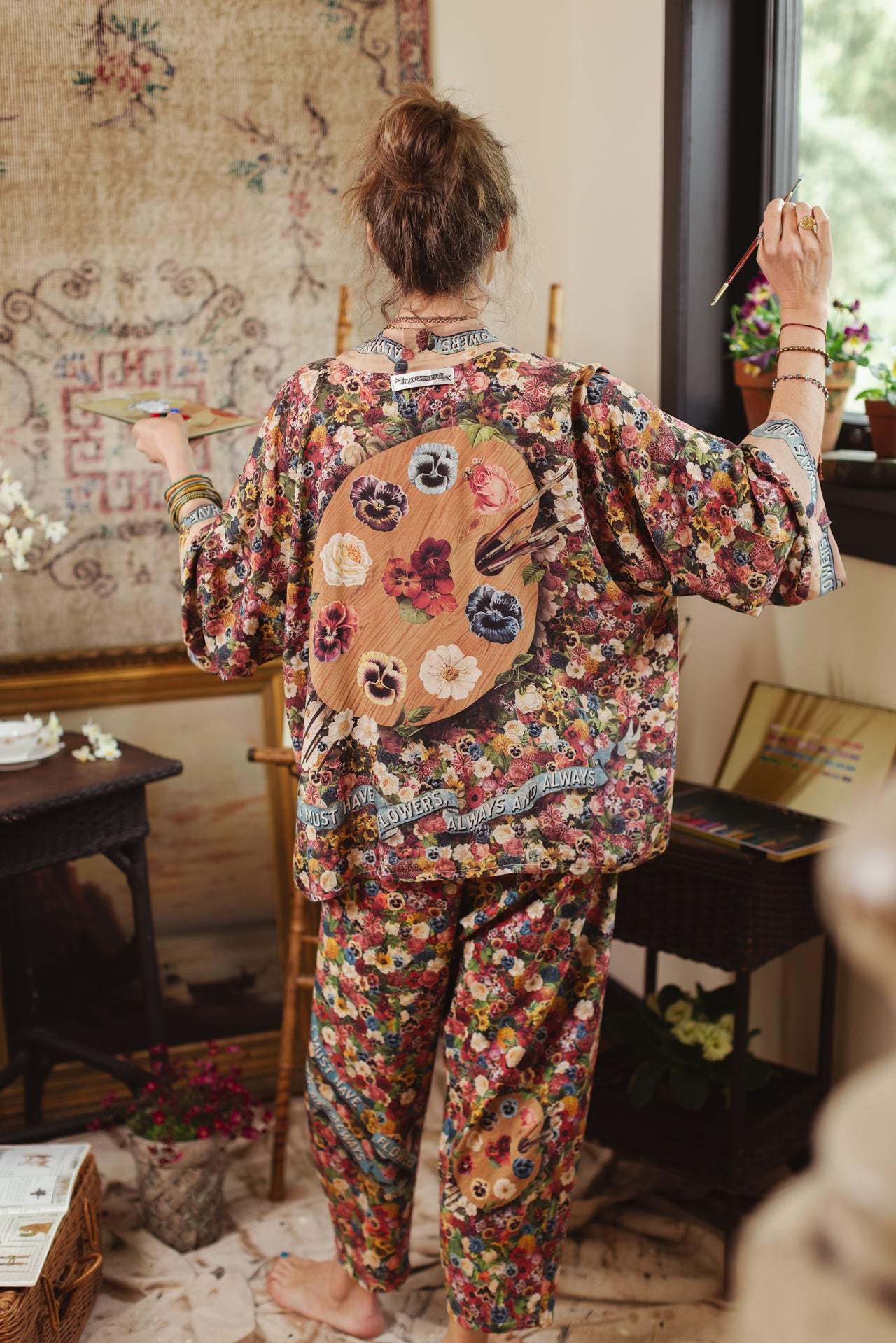 Short kimono featuring a whimsical artist’s palette and over 50 layered flowers from antique seed catalogues, inspired by Claude Monet – Market of Stars.