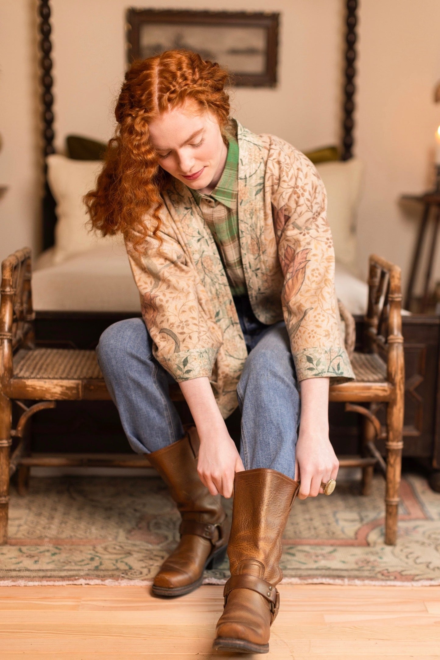 Model in cozy Folklore cottage cardigan featuring Bird-of-Peace embroidery and unfinished William Morris textile art in soft earthy tones – Market of Stars.