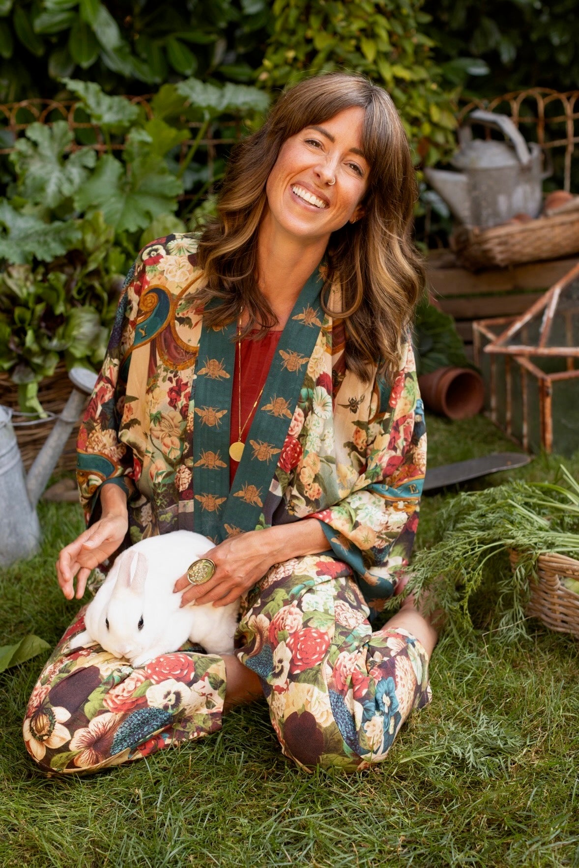 Model wearing Stay Gold Pixie Duster featuring wildflowers, bees, bunny rabbits and poetic vintage collage in cropped length – Market of Stars